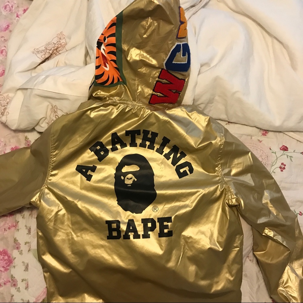 Reversible bape zip up hoodie